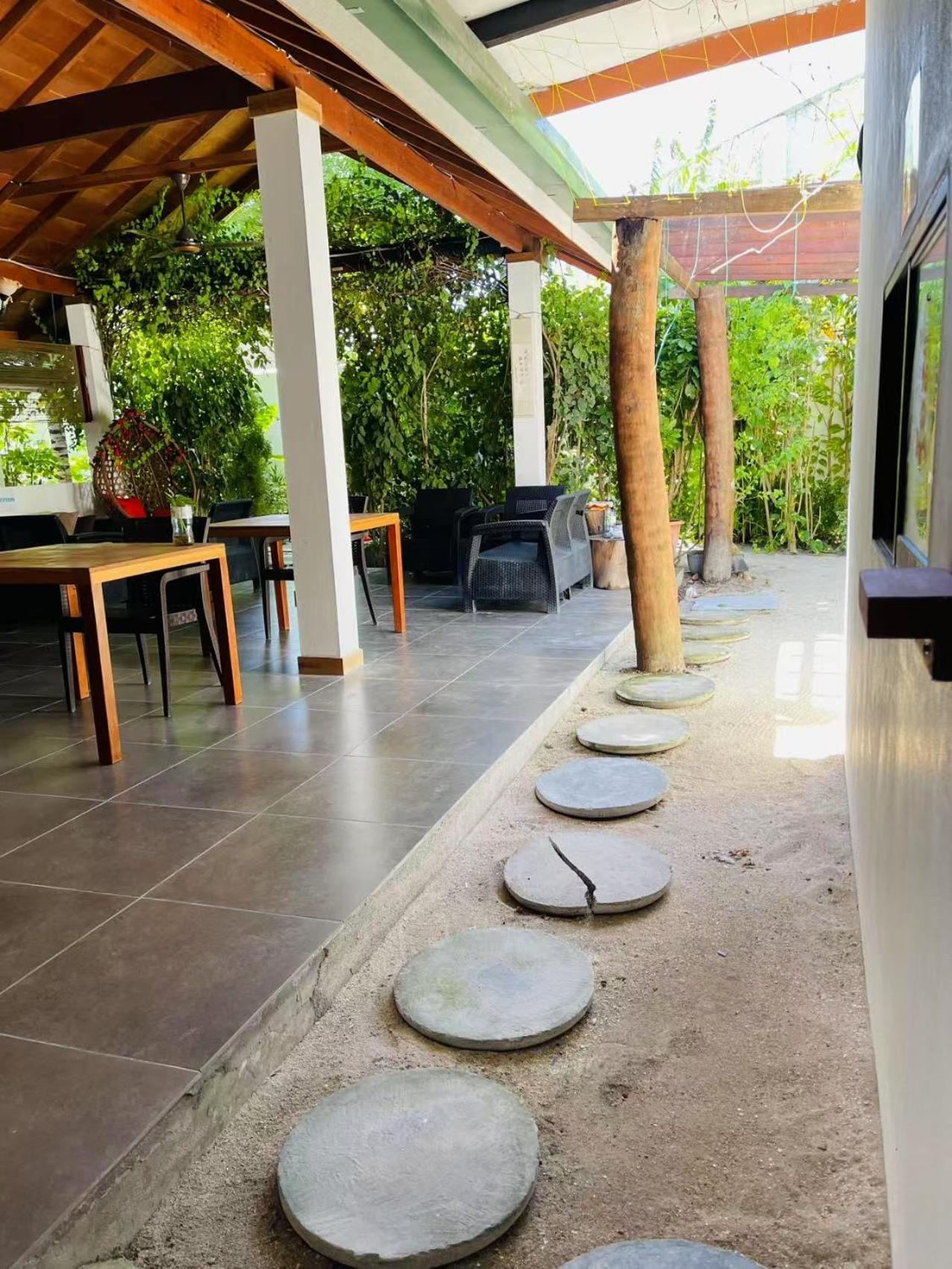 Hotel Aqua Oasis Thoddoo-Atoll Exterior foto